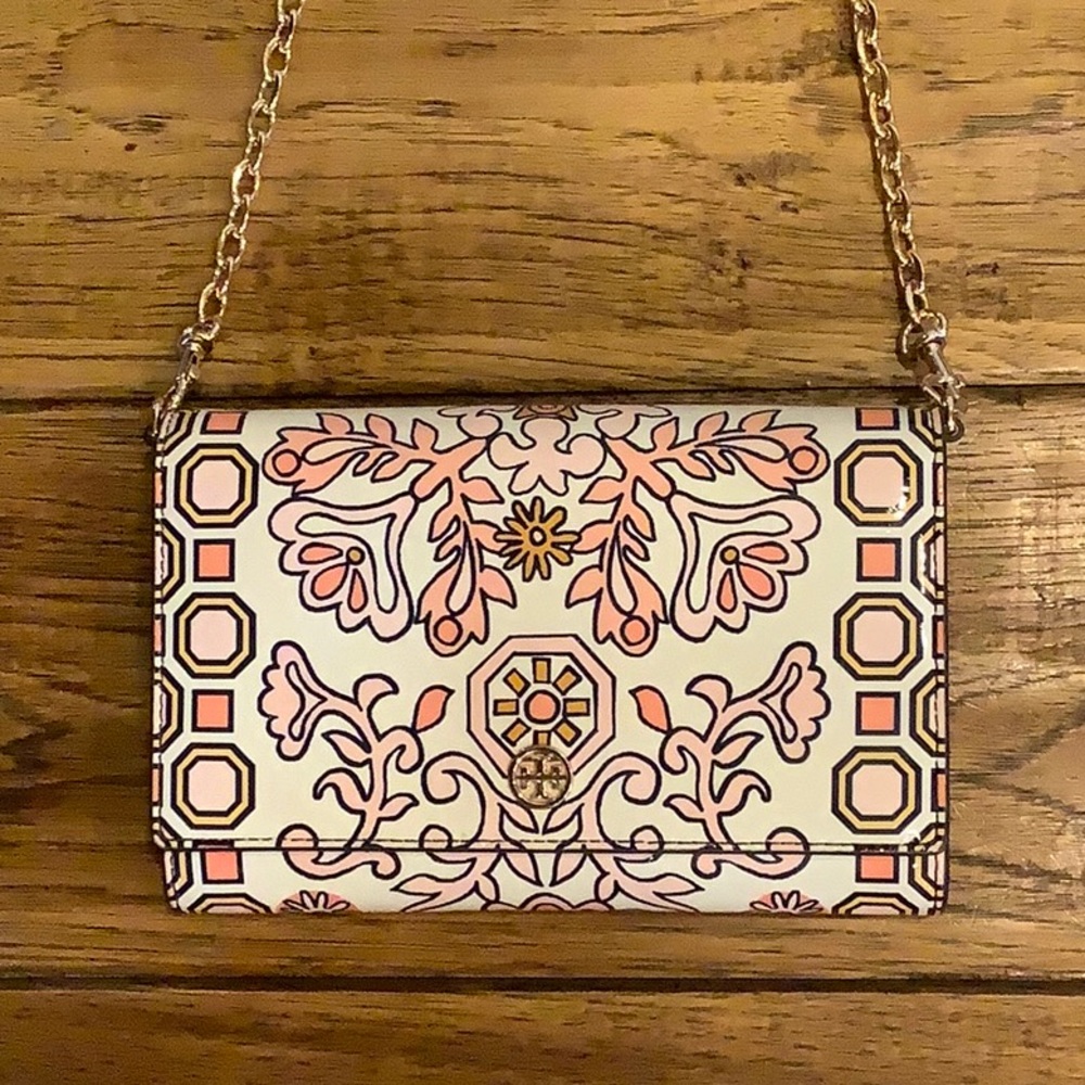 Tory Burch Emerson Hicks Garden Chain Wallet